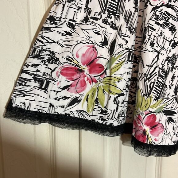 Simply Irresistible Circle Skater Skirt Floral Graffiti Pattern 30 Inch Waist - Picture 11 of 14